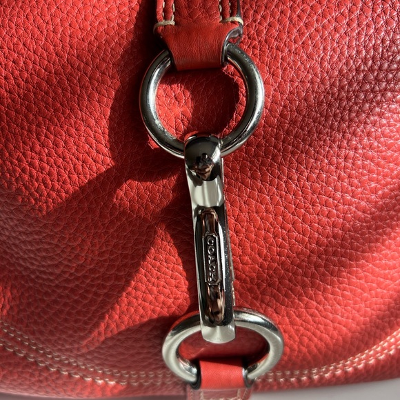 Coach Coral Red Leather Hampton Clip Lock Hobo - Picture 3 of 9
